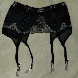 XS Lace Garter Belt